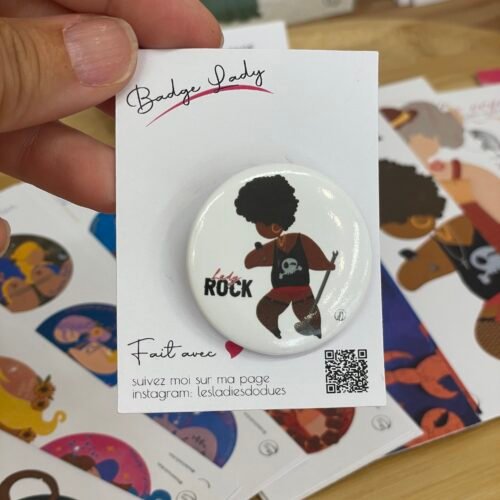 Badge Lady Rock – Ladies Dodues